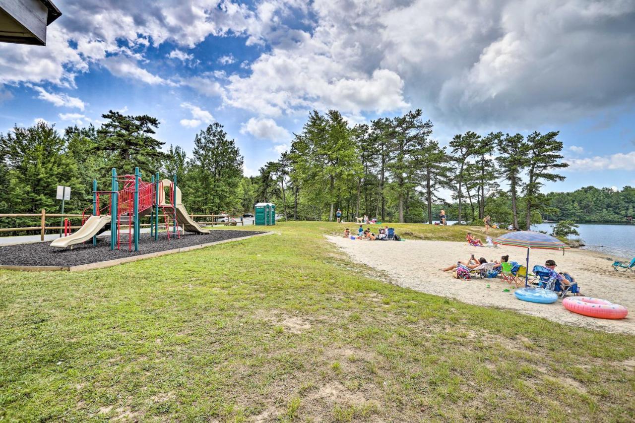 Serene Long Pond Home With Game Room And Beach Access! Bagian luar foto